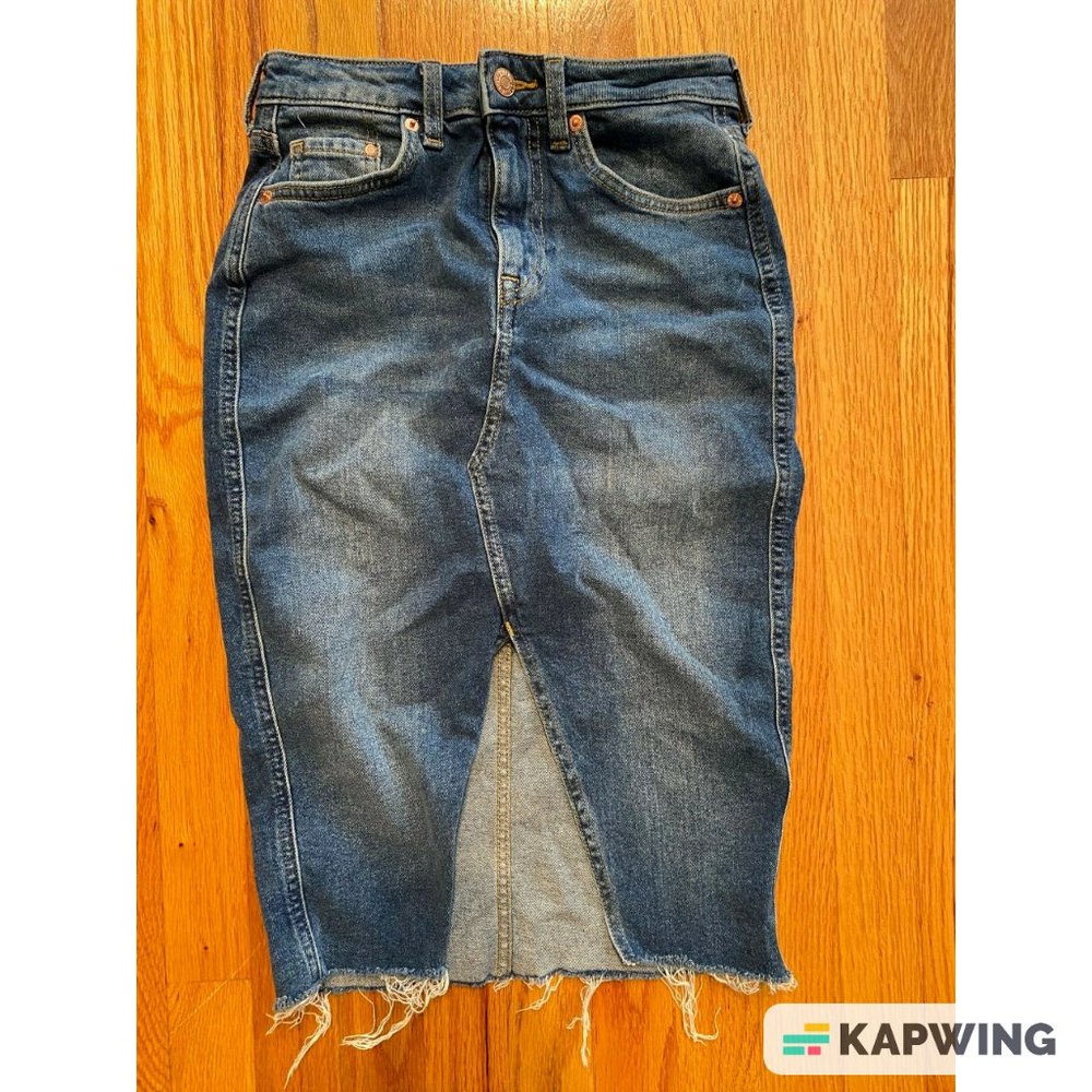 & Denim Size 2 Women's Destroyed / Distressed Jean Skirt Waist: 25" Length: 24"